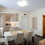 Διαμέρισμα Family Deluxe Έγκερ