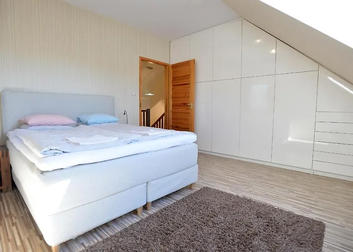 Family Deluxe * Erlau